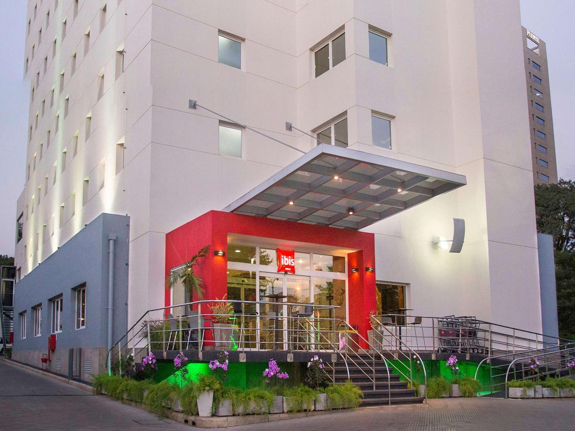 Ibis Asuncion Otel Dış mekan fotoğraf