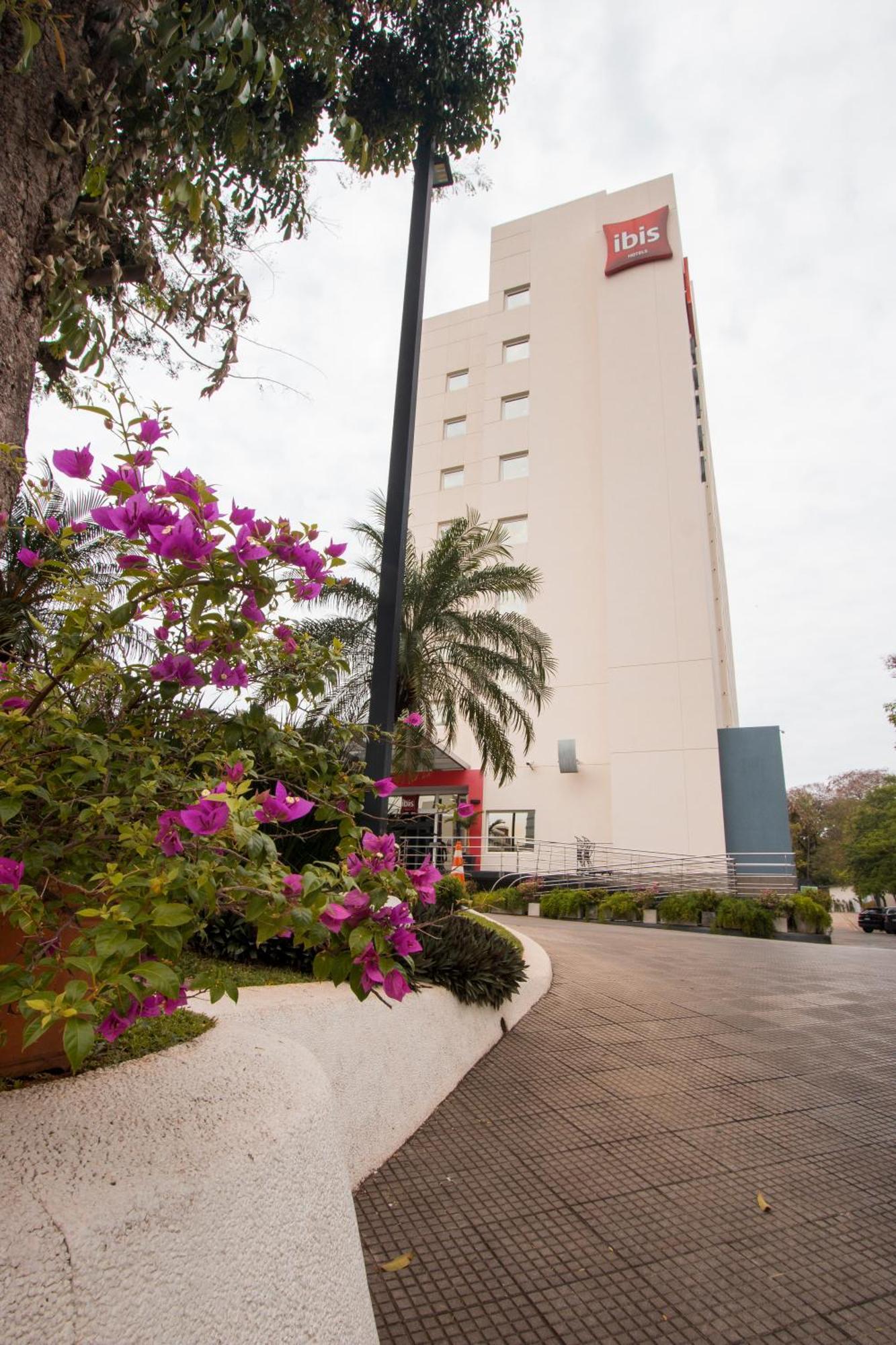 Ibis Asuncion Otel Dış mekan fotoğraf